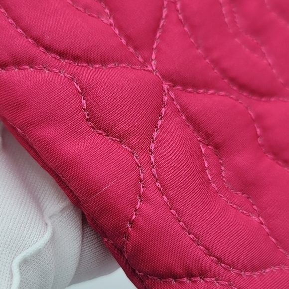 Betsey Johnson Barbie Pink Quilted Lip Wristlet NEW #671 - Picture 16 of 16